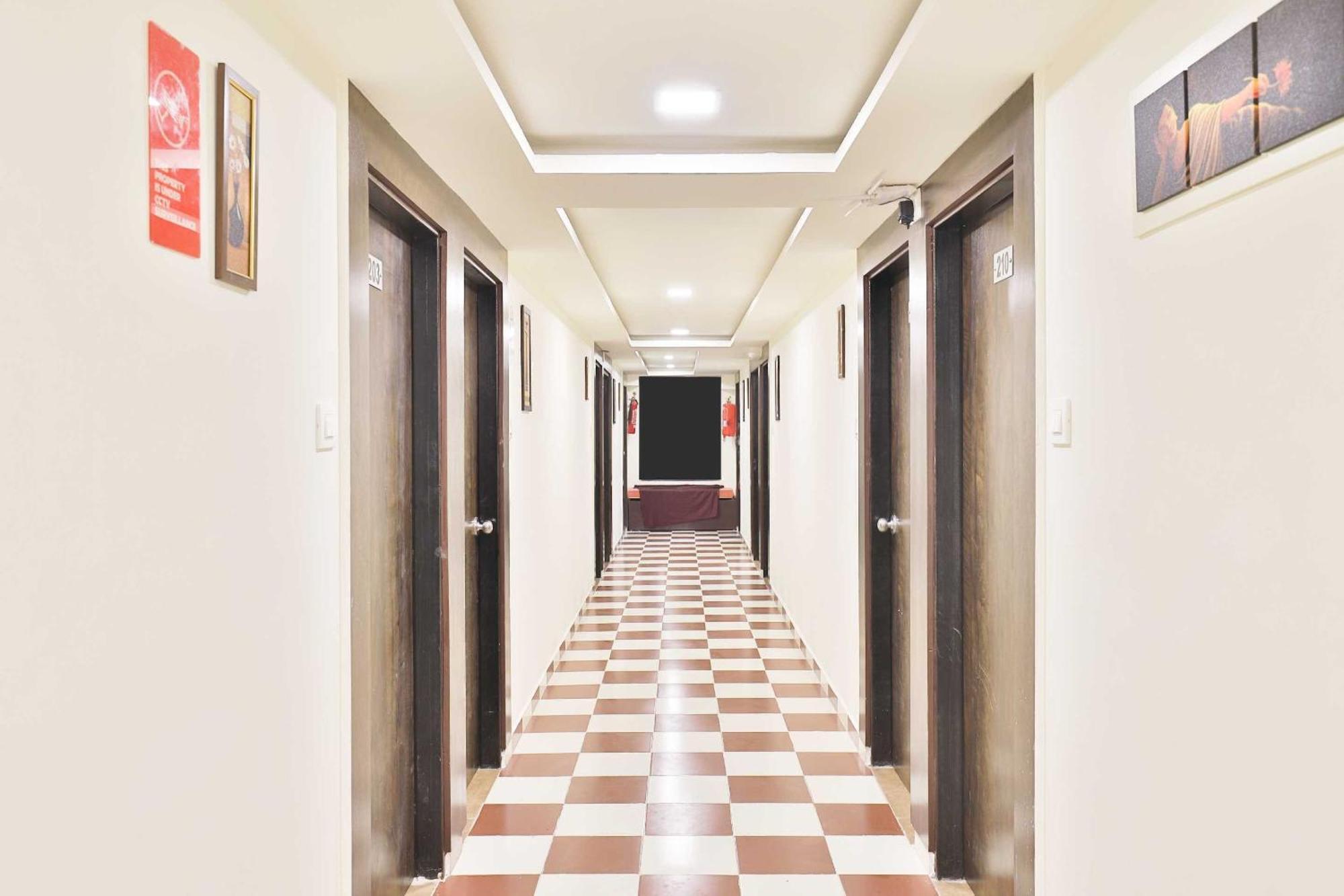 Hotel O Kajri Koba Екстериор снимка